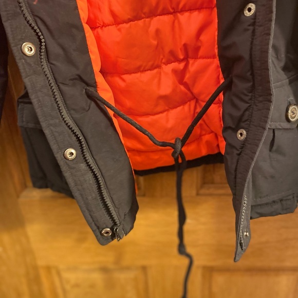 Hollister waist length black coat/jacket. Size Medium - Picture 6 of 9